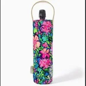 New  Festive Fantasy Lilly Pulitzer Wine Bag